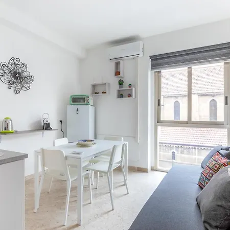 Teatro Politeama And Teatro Massimo Cozy Apartment